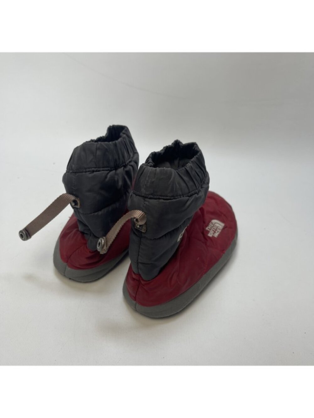 Northface Thermoball 450 Botties Slippers Boys Sz M Red / Gray Quilted Cozy - Picture 2 of 10